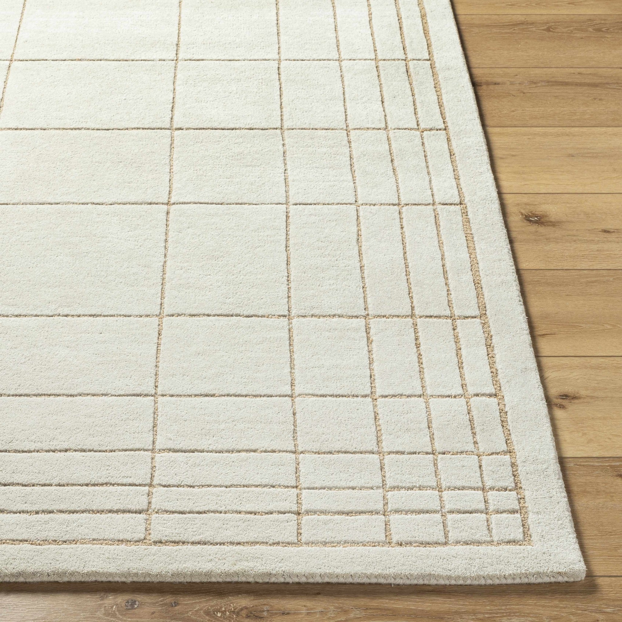 The Sable Rug – Hand-Tufted Wool in Gray & Tan