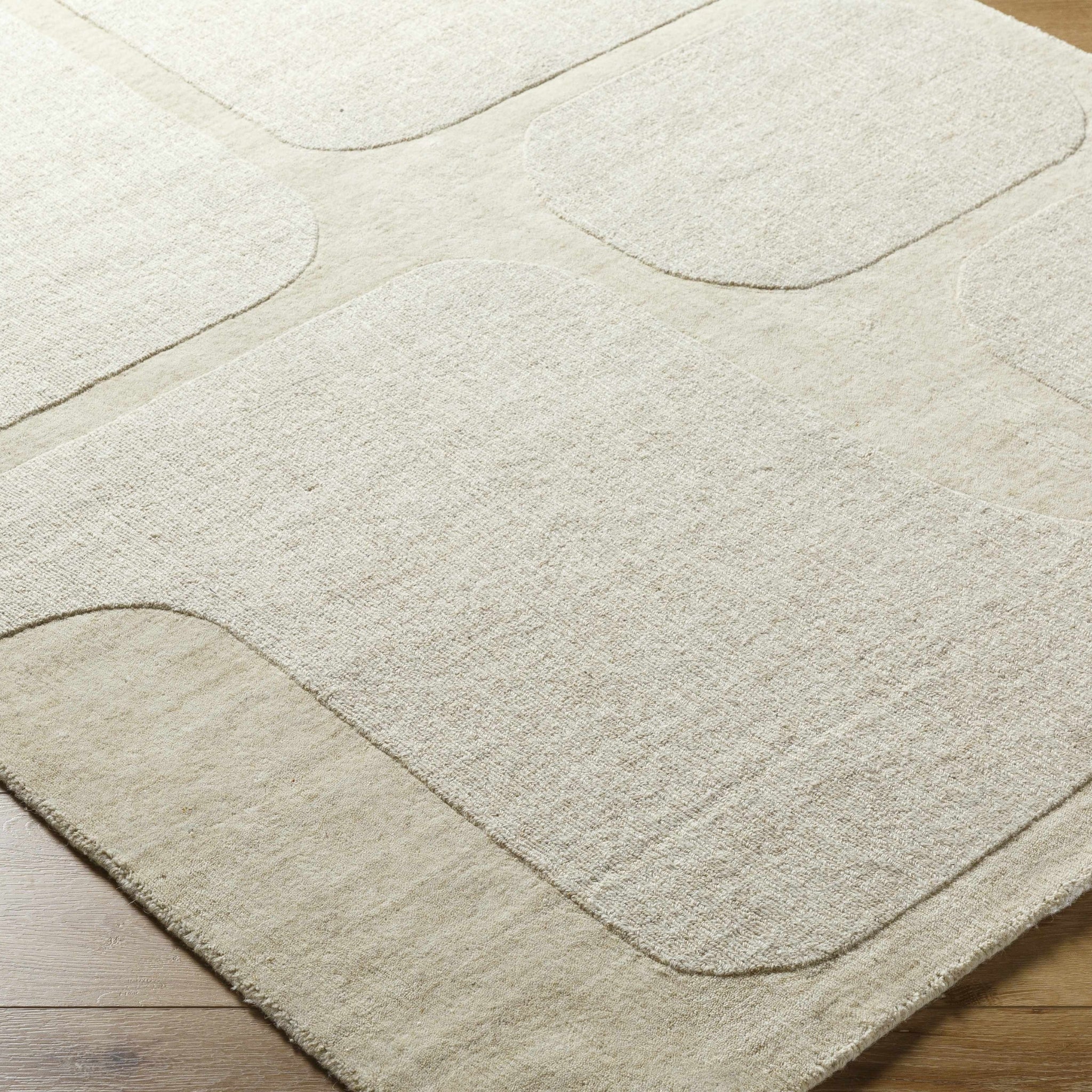 The Marlowe Rug — Hand-Loomed Wool in Ash & Pearl
