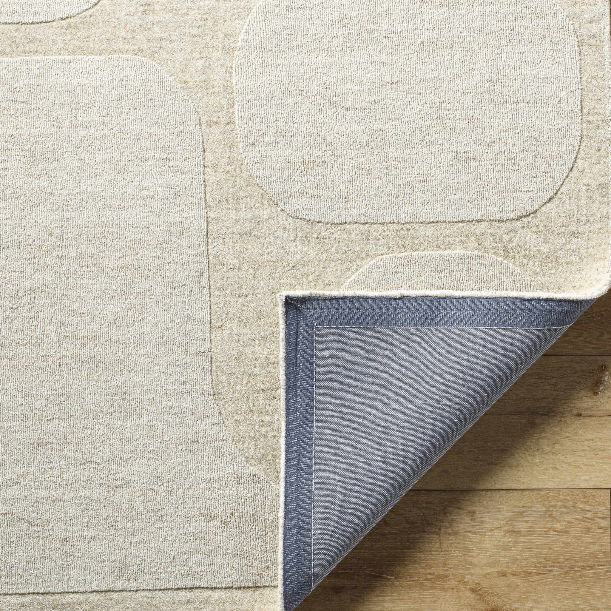 The Marlowe Rug — Hand-Loomed Wool in Ash & Pearl
