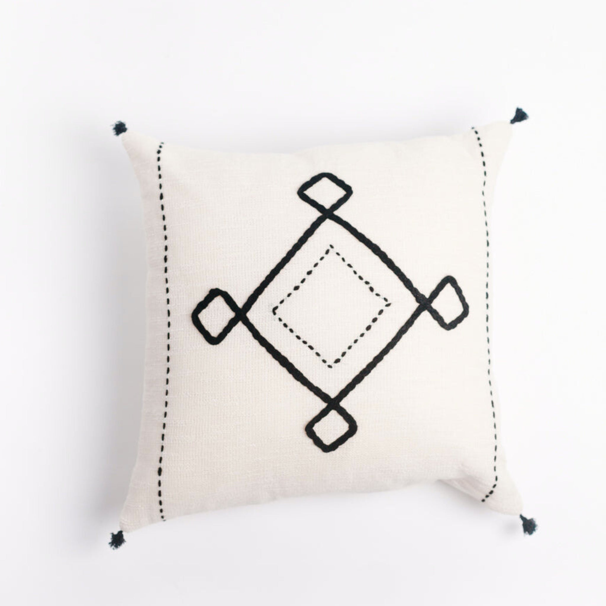 The Medina Pillow – Handwoven in Tunisia