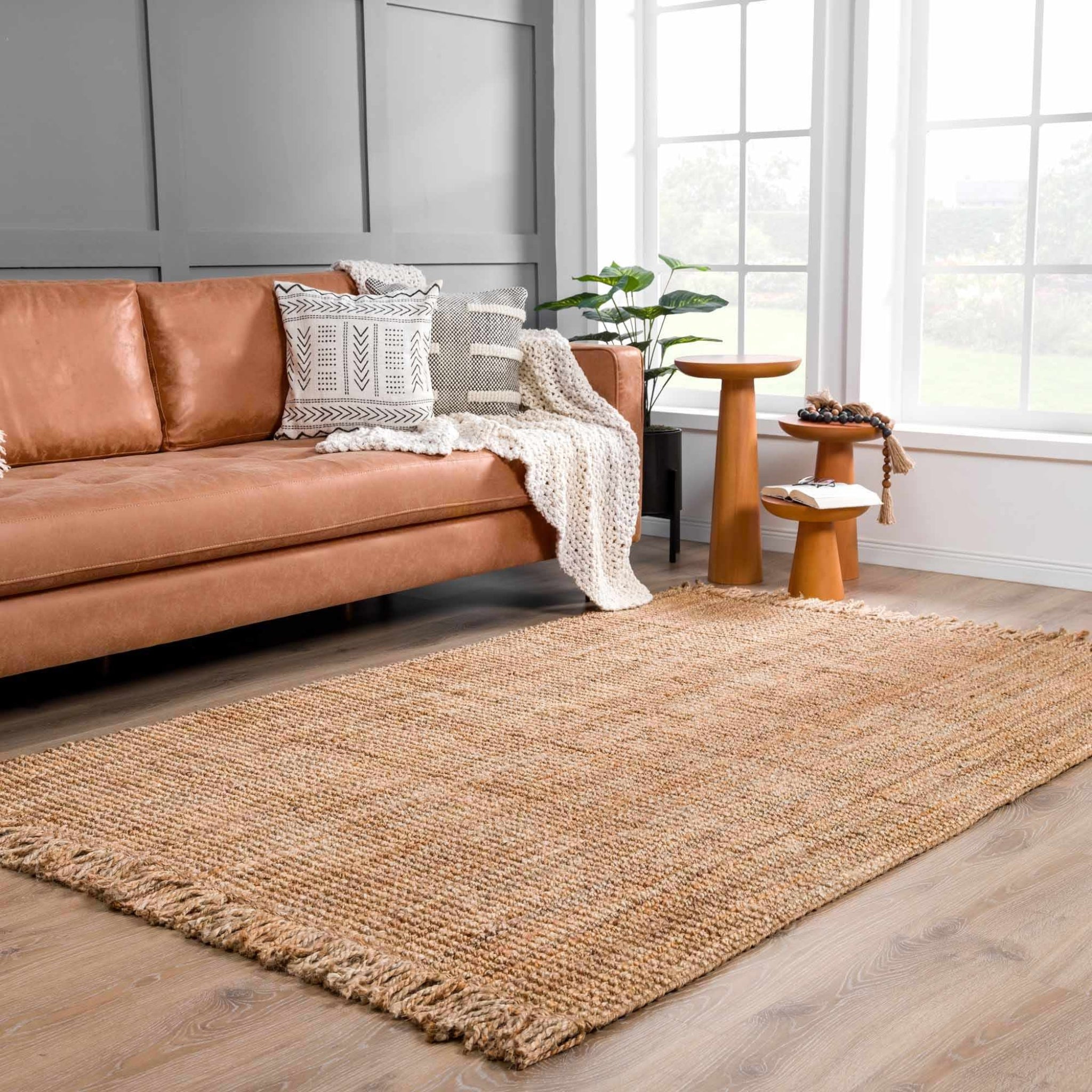 The Terrana Rug — Handwoven Jute in Natural Tan