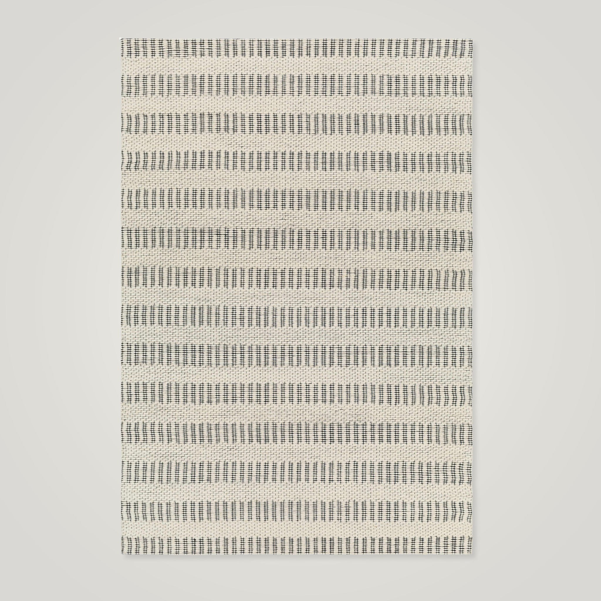 The Brise Rug – Hand-Tufted Wool in Textural Ivory Lines