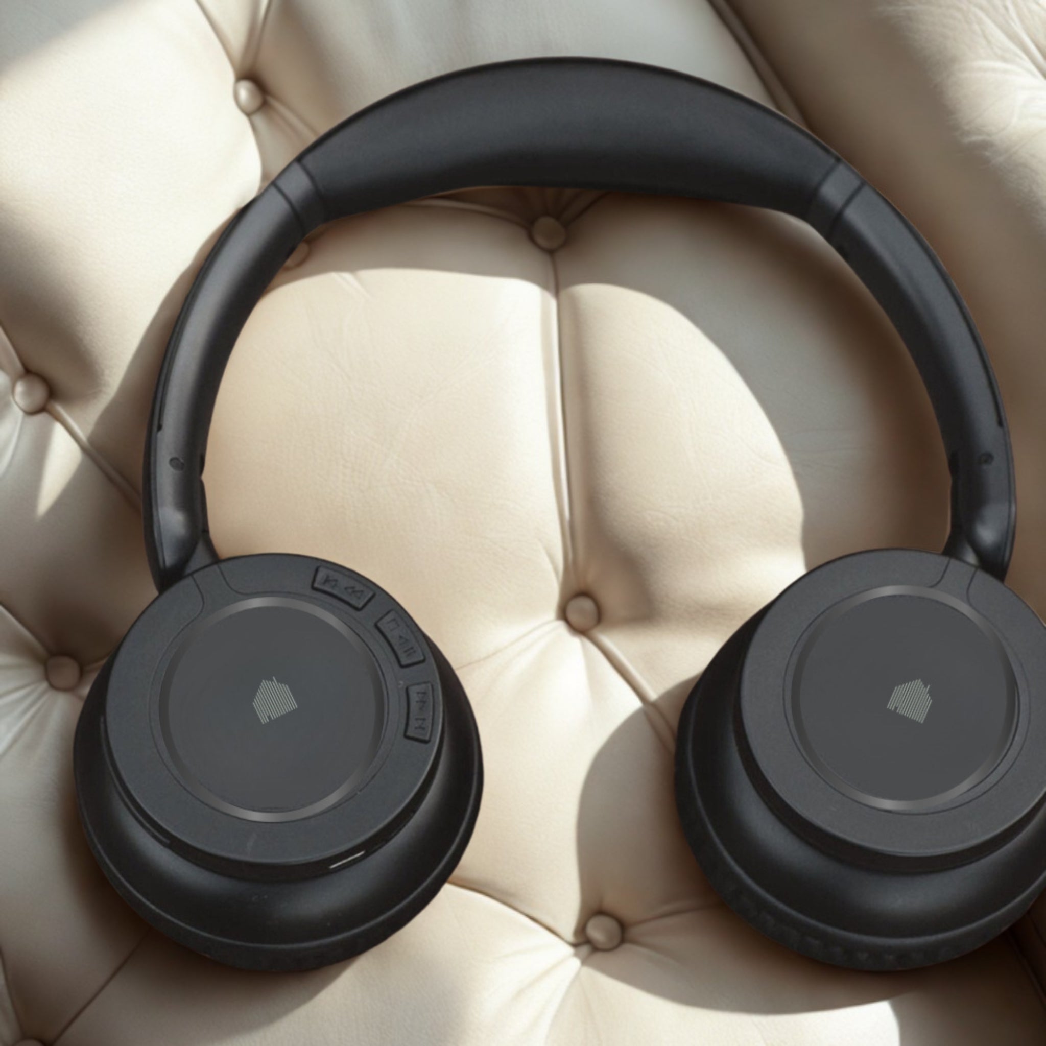 Echodeep – Outside Noise Reduction Headphones | Culturista Living Edition