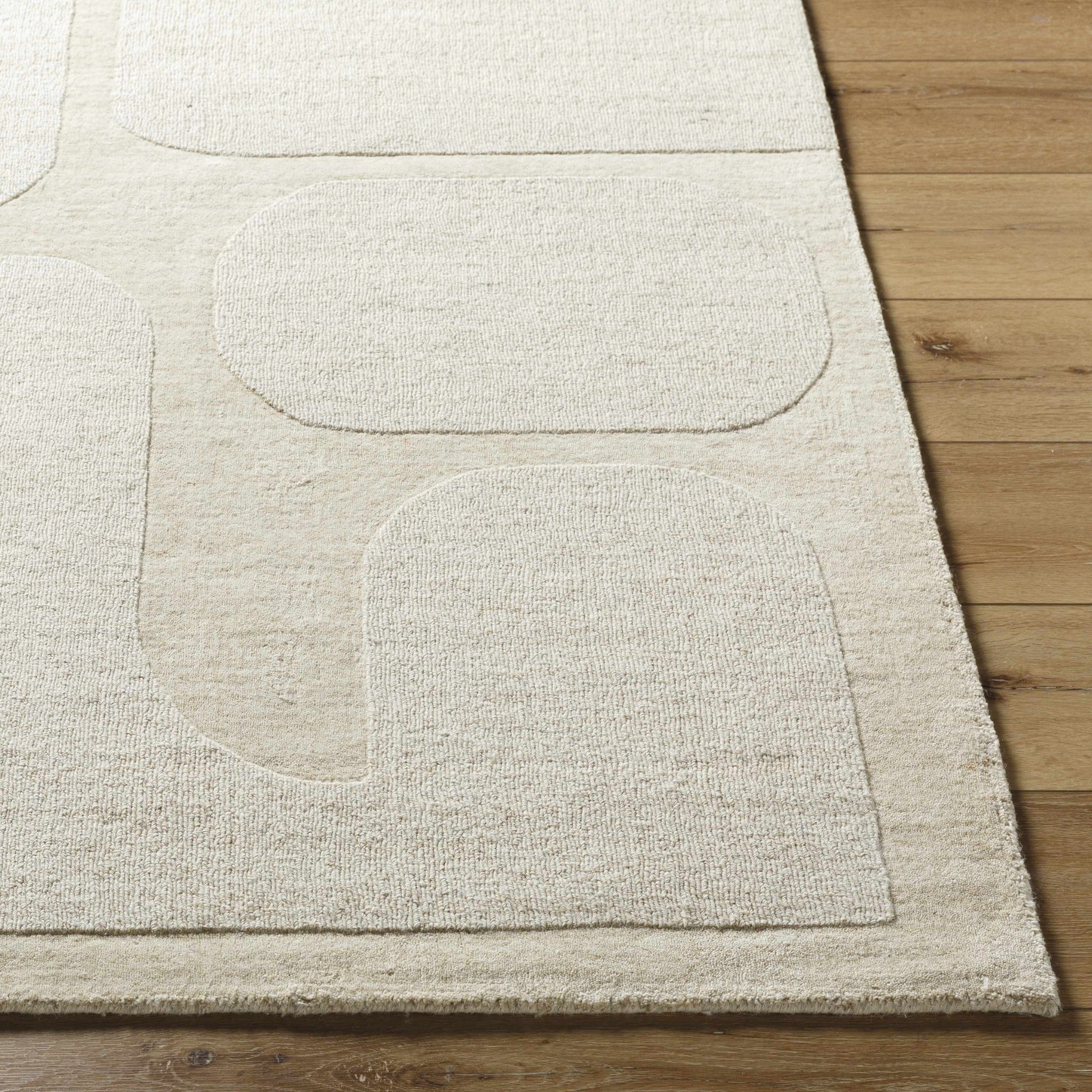 The Marlowe Rug — Hand-Loomed Wool in Ash & Pearl