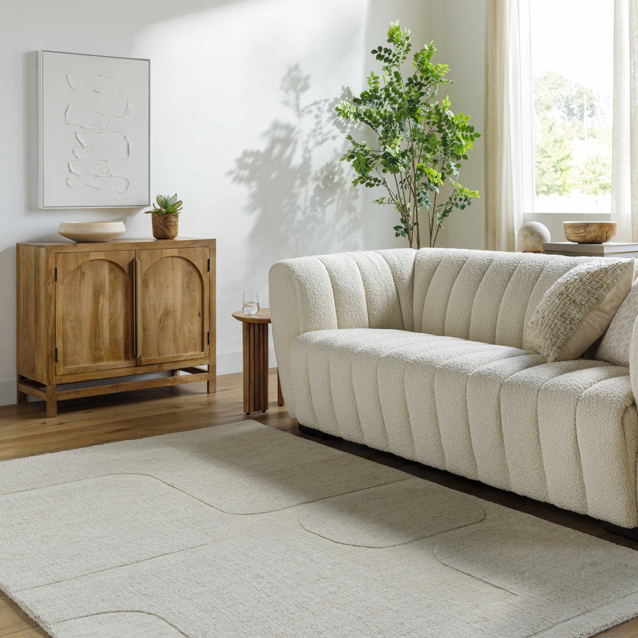 The Marlowe Rug — Hand-Loomed Wool in Ash & Pearl