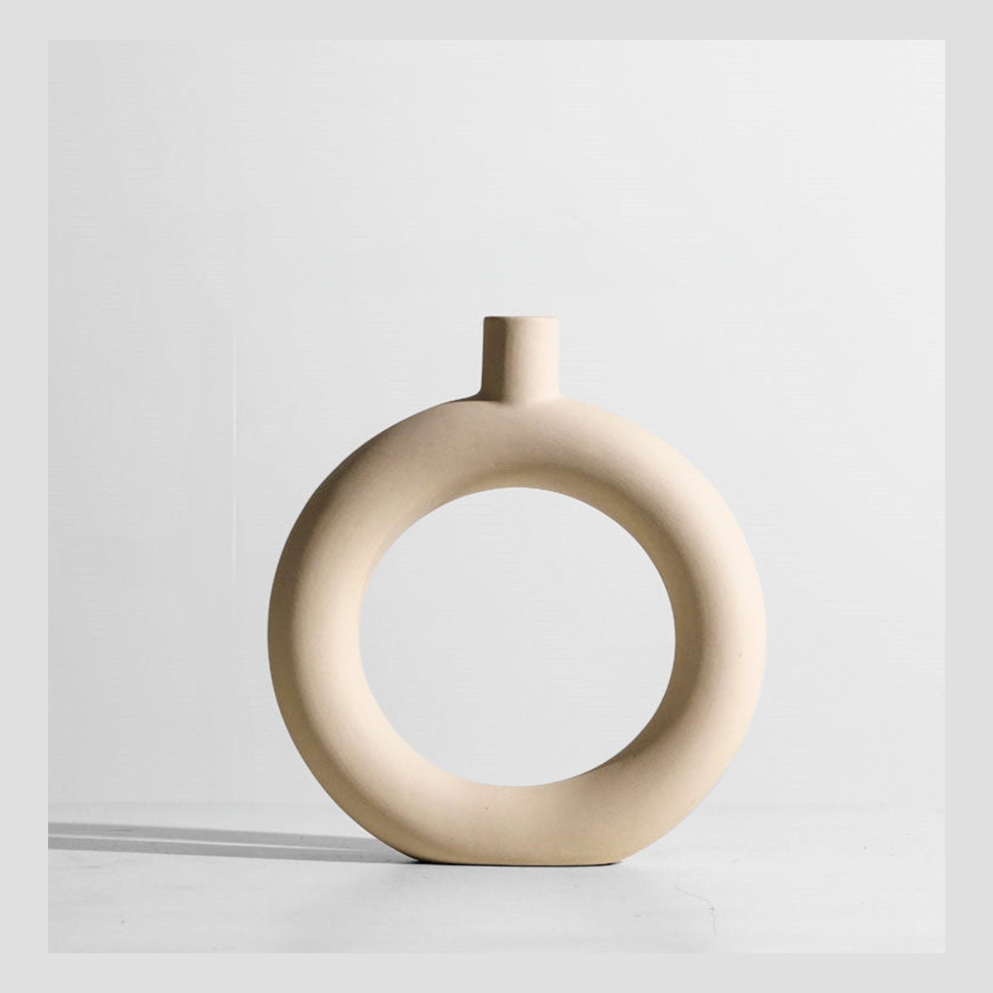 Sculpted Silhouettes Vase Series