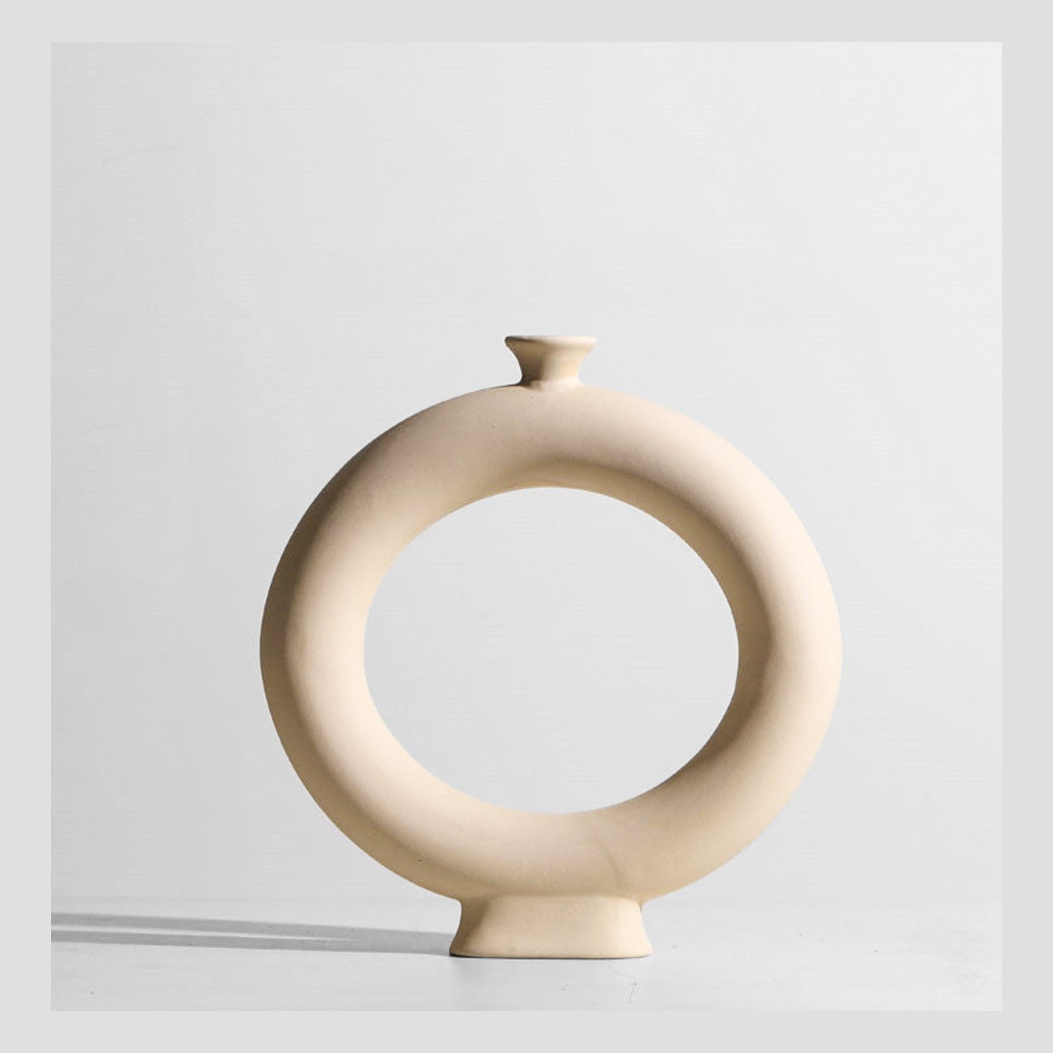 Sculpted Silhouettes Vase Series